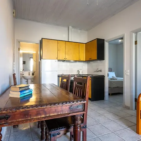 Mythos Suites-dionysos Apartment Methoni (Messenia)