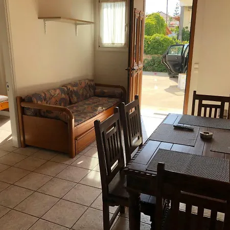 Mythos Suites-dionysos Apartment Methoni (Messenia)