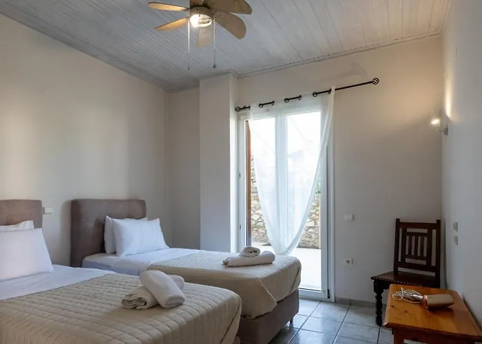 Mythos Suites-dionysos * Methoni (Messenia)
