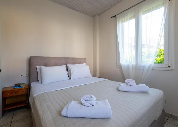 Mythos Suites-dionysos 公寓 迈索尼